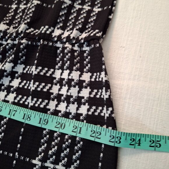 Plus Palazzo Wide Leg Jumpsuit, LG Stretch, Plaid Geometric, Slip On, New w Tags - Picture 10 of 16